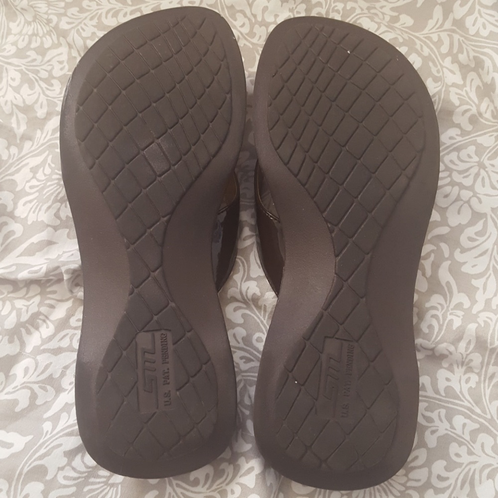 Steve Madden Buckle Sandals - Picture 4 of 6